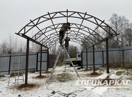 Навес из поликарбоната для парковки машины на даче №67 - фото 1623