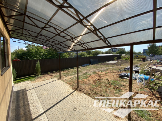 Навес из поликарбоната к дому для террасы №80 - фото 1758